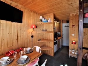 Appartement Studio Avoriaz, 1 pièce, 4 personnes - FR-1-633-35 159 corniche des hauts forts 74110 Morzine Rhône-Alpes