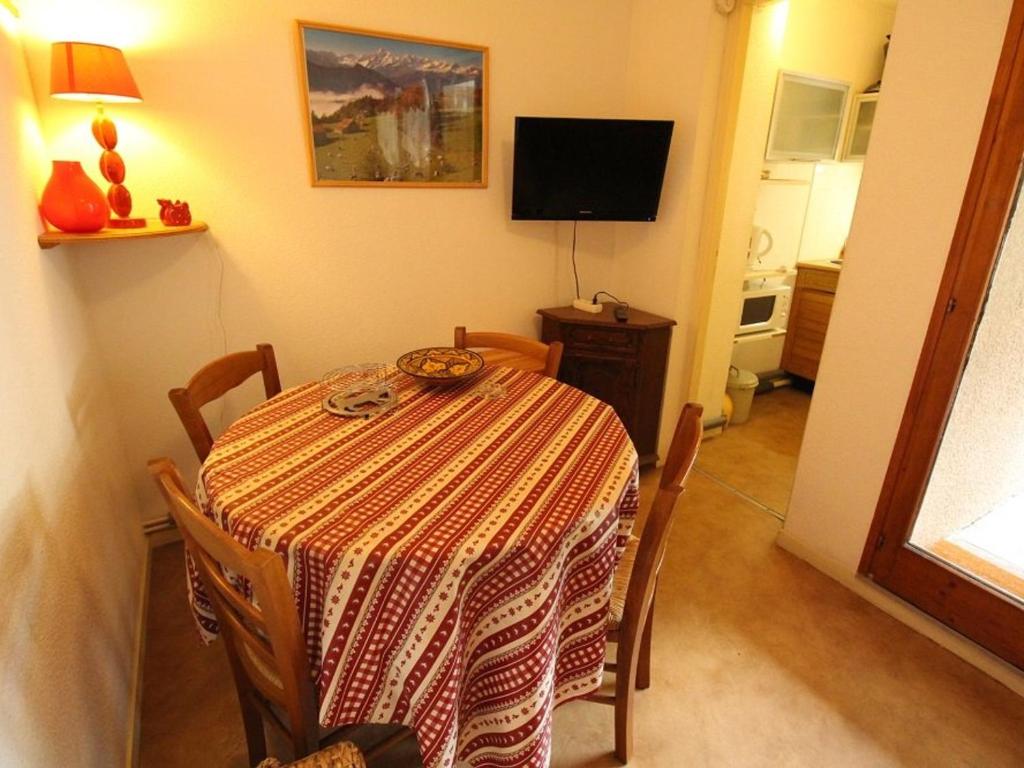 Studio Bagnères-de-Luchon, 1 pièce, 4 personnes - FR-1-313-130 RES SENTEIN - APPART 4A IMPASSE SENTEIN, 31110 Luchon