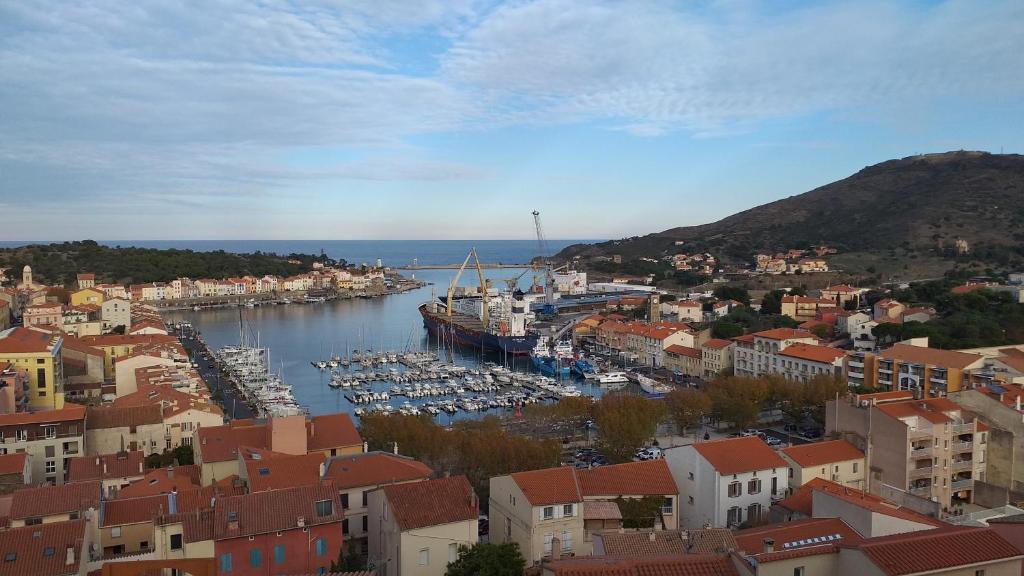 Studio Baie Azur 5ème étage 17 Route Stratégique, 66660 Port-Vendres