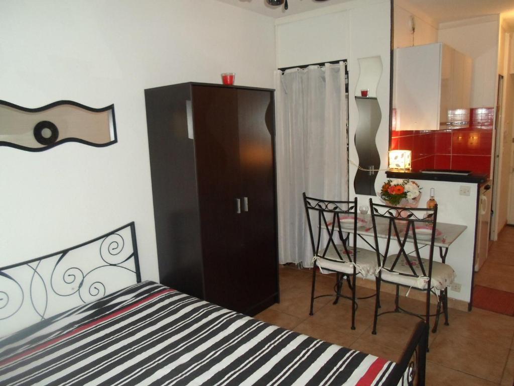 Studio Balaruc-les-Bains, 1 pièce, 2 personnes - FR-1-503-107 AV. THERMES ATHENA PROLONGEE, 34540 Balaruc-les-Bains