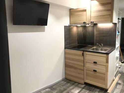 Studio Balaruc-les-Bains, 1 pièce, 2 personnes - FR-1-503-146