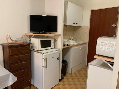 Studio Balaruc-les-Bains, 1 pièce, 2 personnes - FR-1-503-56