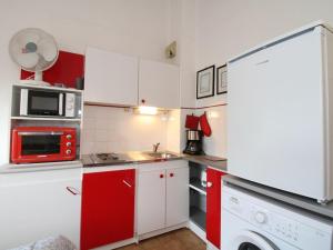 Appartement Studio Balaruc-les-Bains, 1 pièce, 2 personnes - FR-1-553-114 LES NAIDES - 2* BAT 1 - APPT N°10 - PKG N°10 (devant +derrière) 34540 Balaruc-les-Bains Languedoc-Roussillon