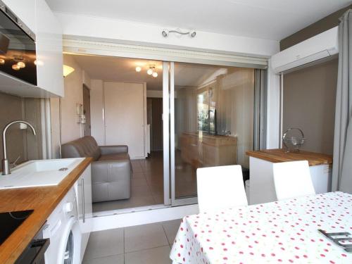 Studio Balaruc-les-Bains, 1 pièce, 2 personnes - FR-1-553-185