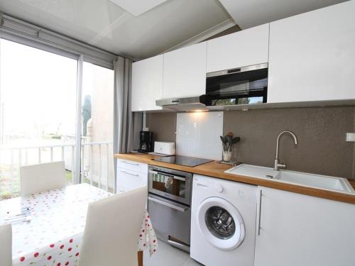 Studio Balaruc-les-Bains, 1 pièce, 2 personnes - FR-1-553-185