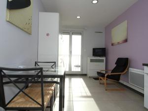 Studio Balaruc-les-Bains, 1 pièce, 2 personnes - FR-1-553-23