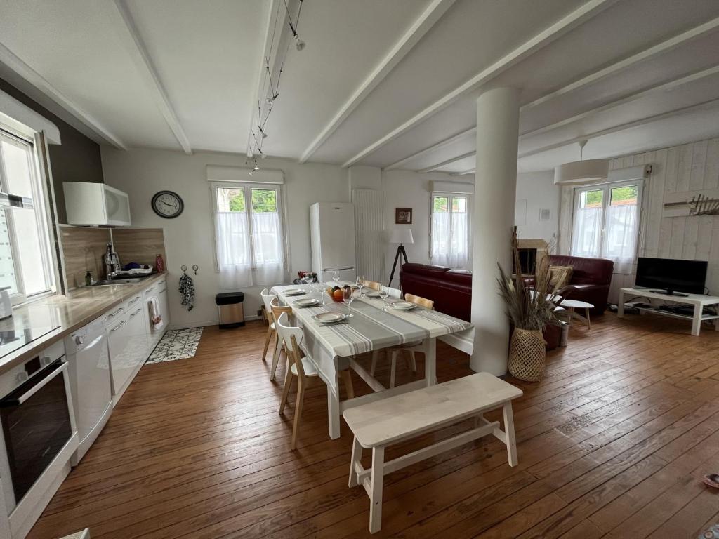 Studio Balaruc-les-Bains, 1 pièce, 2 personnes - FR-1-553-79 34540 Balaruc-les-Bains