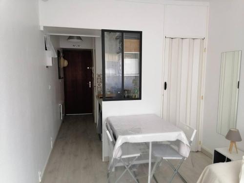 Studio Balaruc-les-Bains, 1 pièce, 2 personnes - FR-1-571-56