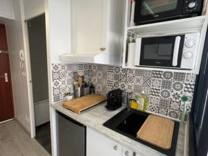 Studio Balaruc-les-Bains, 1 pièce, 2 personnes - FR-1-571-56