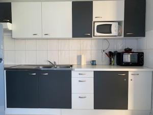 Studio Balaruc-les-Bains, 1 pièce, 3 personnes - FR-1-503-129
