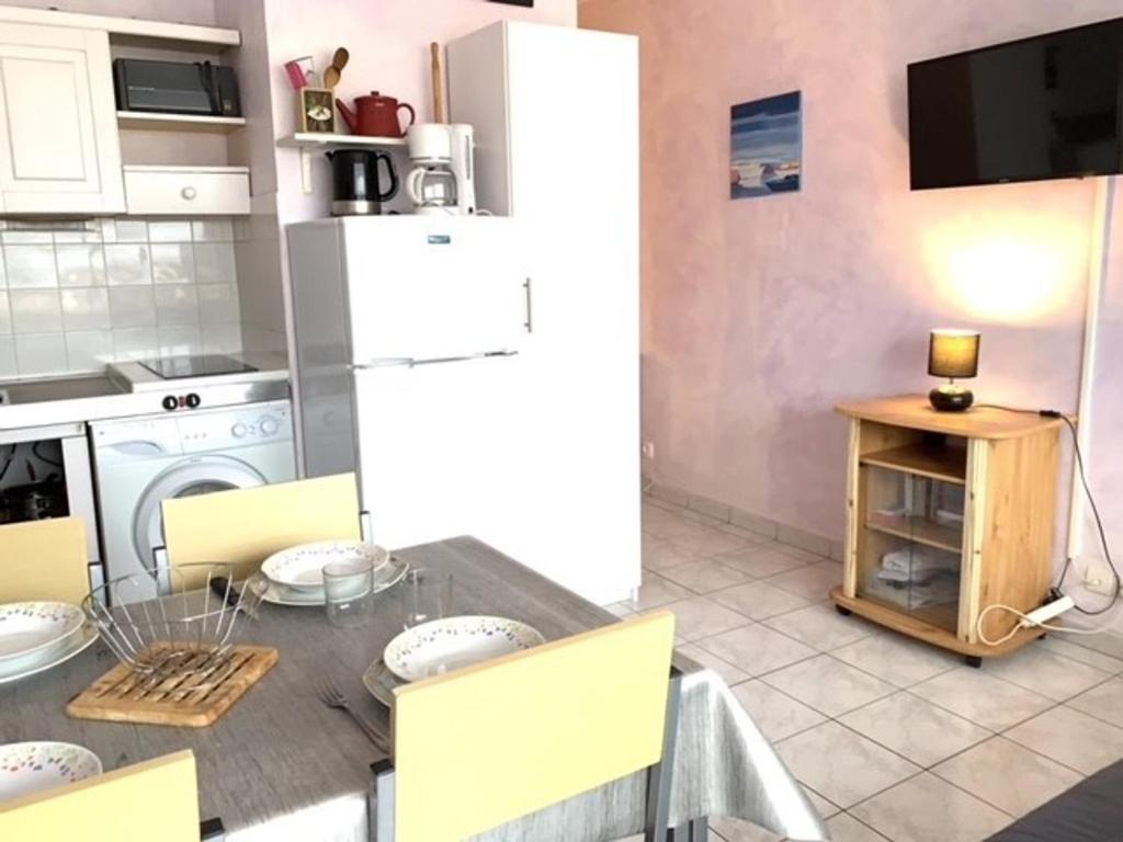 Appartement Studio Balaruc-les-Bains, 1 pièce, 4 personnes - FR-1-503-10 PASSAGE DES BAINS 34540 Balaruc-les-Bains