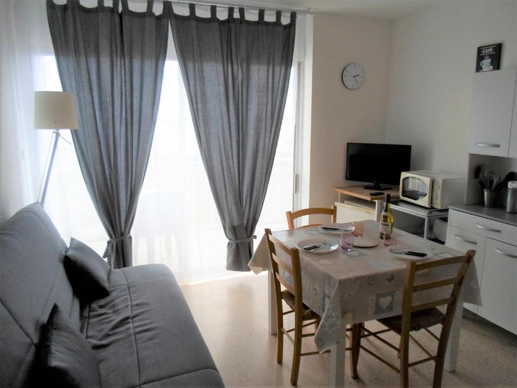 Appartement Studio Balaruc-les-Bains, 1 pièce, 4 personnes - FR-1-503-25 5 AVENUE PASTEUR 34540 Balaruc-les-Bains