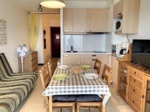 Appartement Studio Balaruc-les-Bains, 1 pièce, 4 personnes - FR-1-503-32 3 AVENUE PASTEUR 34540 Balaruc-les-Bains Languedoc-Roussillon