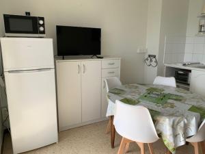 Appartement Studio Balaruc-les-Bains, 1 pièce, 4 personnes - FR-1-503-81 3 AVENUE PASTEUR 34540 Balaruc-les-Bains Languedoc-Roussillon