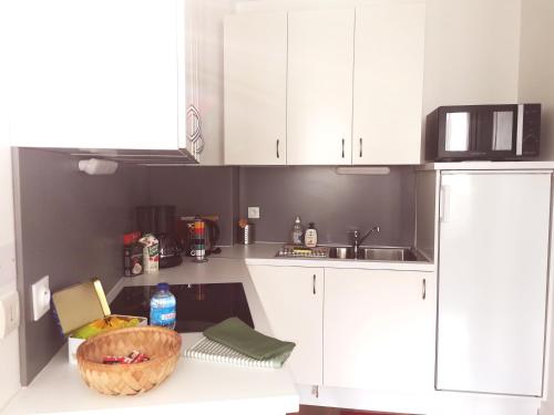 STUDIO BALCON DE LA PLACE