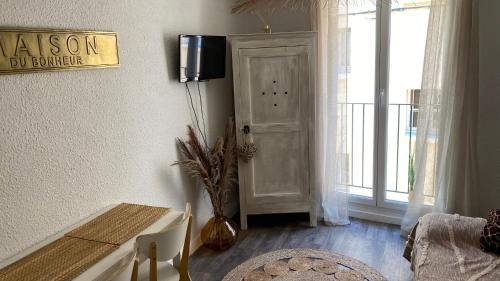 Studio Bali sur le port de Sanary-sur-mer