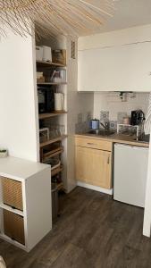 Studio Bali sur le port de Sanary-sur-mer