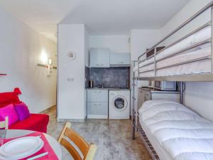 Appartement Studio Barèges, 1 pièce, 4 personnes - FR-1-403-94 Résidence AYRE, 133 12 route de Labatsus 65120 Barèges Midi-Pyrénées