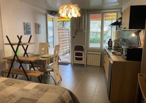 STUDIO BERTHOLLET 24 au coeur d'Aix les Bains