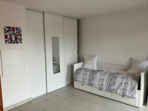 STUDIO BORDEAUX