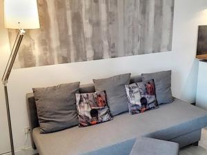 Studio Bormes-les-Mimosas, 1 pièce, 2 personnes - FR-1-610-48