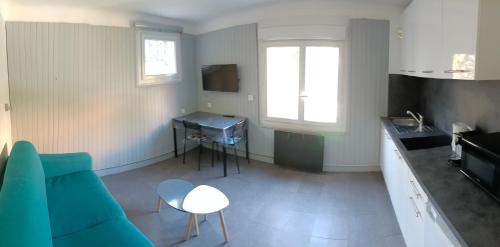 Studio Bormes Village
