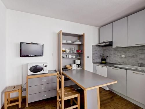 Studio Brides-les-Bains, 1 pièce, 2 personnes - FR-1-512-110