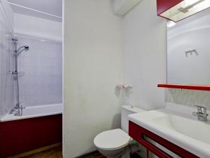 Appartement Studio Brides-les-Bains, 1 pièce, 2 personnes - FR-1-512-110 Esplanade des Thermes 73570 Brides-les-Bains Rhône-Alpes