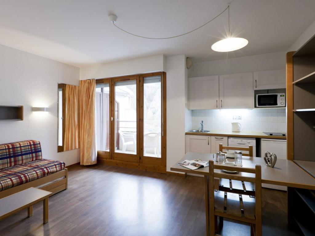 Appartement Studio Brides-les-Bains, 1 pièce, 2 personnes - FR-1-512-97 Esplanade des Thermes 73570 Brides-les-Bains