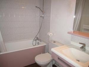 Appartement Studio Brides-les-Bains, 1 pièce, 4 personnes - FR-1-512-113 Esplanade des Thermes 73570 Brides-les-Bains Rhône-Alpes