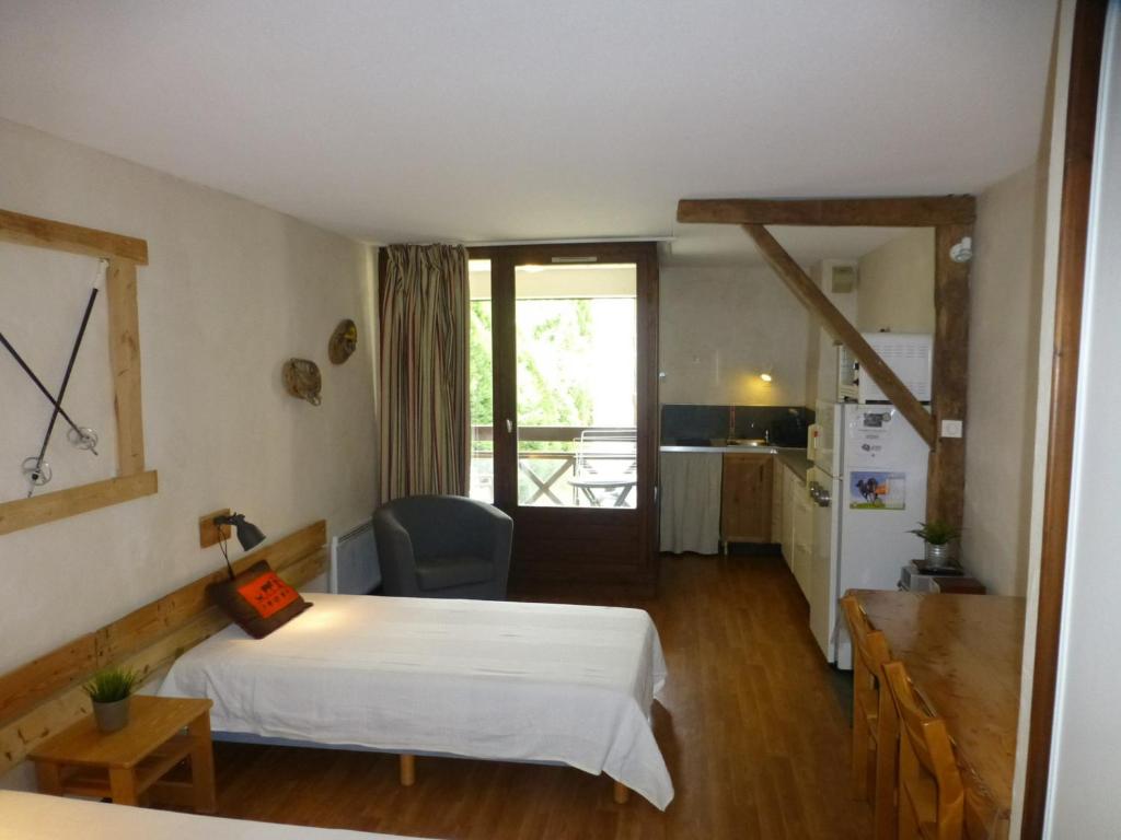 Appartement Studio Brides-les-Bains, 1 pièce, 4 personnes - FR-1-512-223 Rue Aristide Briand 73570 Brides-les-Bains