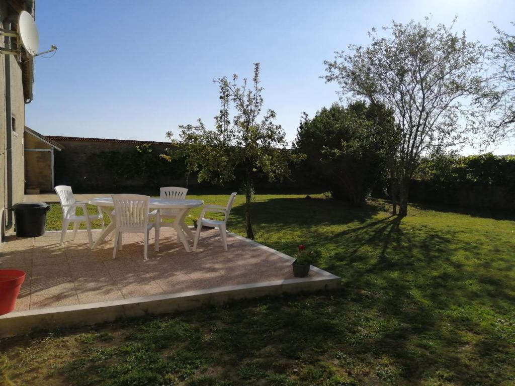Studio Brides-les-Bains, 1 pièce, 4 personnes - FR-1-512-225 73570 Brides-les-Bains