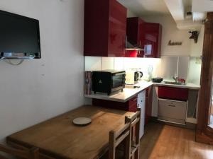 Appartement Studio Brides-les-Bains, 1 pièce, 4 personnes - FR-1-512-231 Esplanade des Thermes 73570 Brides-les-Bains Rhône-Alpes