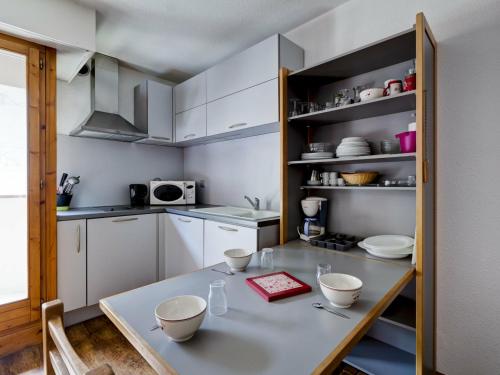 Studio Brides-les-Bains, 1 pièce, 4 personnes - FR-1-512-68