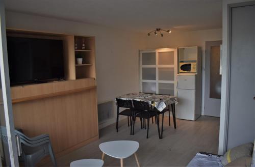 studio cabine 100m plage