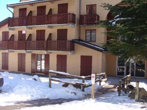 Studio cabine Ax les 3 domaines