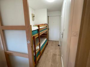 Appartement Studio cabine entièrement rénové Lake City 2 - Appt 812 252 Rue du Grau 34280 Mauguio Languedoc-Roussillon