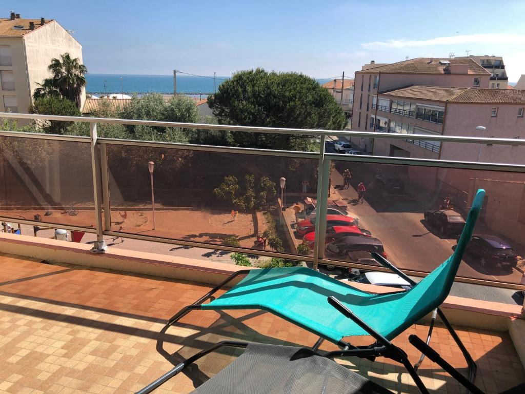 Appartement studio cabine LES PTITS LOUPS le Grau d Agde 9 Rue Lambert Maurel 34300 Le Grau-dʼAgde