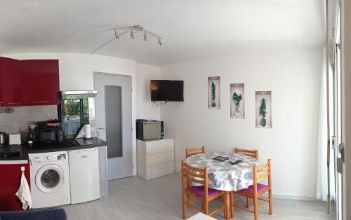 studio cabine piscine au couchant