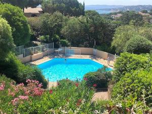 Appartement Studio Cabine Vue Mer Rare Résidence Les Coteaux de la Nartelle Myosotis 252 Les Coteaux de la Nartelle 83120 Sainte-Maxime Provence-Alpes-Côte d\'Azur