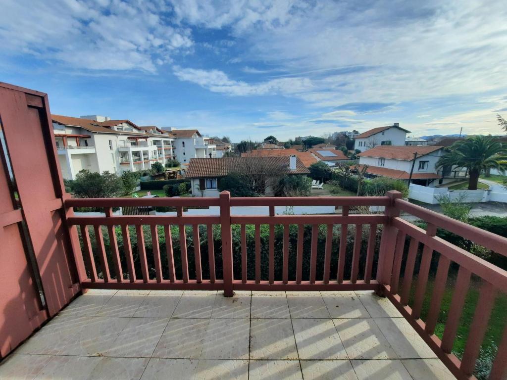 Studio cabine VUE PORT avec parking privé, piscine, parc, boulodrome 34300 Le Cap d\'Agde