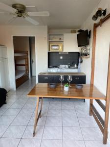 Studio cabine Vue sur piscine et Plage du Grazel 4 personnes 4AMA123