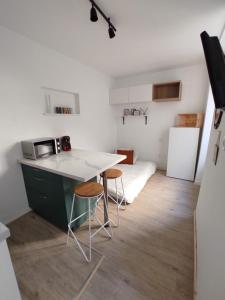 Studio Calme avec Cour en Centre Ville