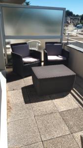 Studio calme avec terrasse vue mer