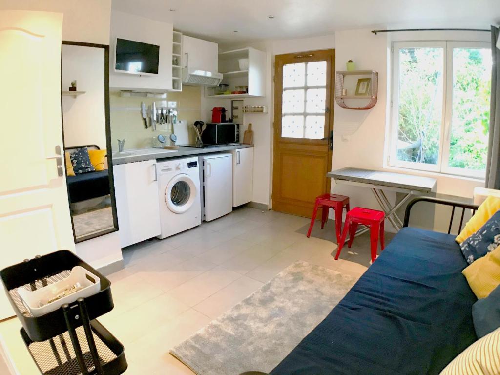 Appartement Studio calme proche Paris avec terrasse privative et jacuzzi en option 33 Rue des Fraisettes 91120 Palaiseau