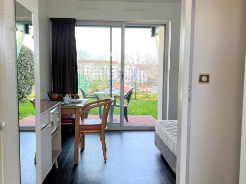 Studio Cambo-les-Bains, 1 pièce, 2 personnes - FR-1-495-100
