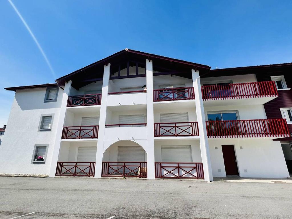 Studio Cambo-les-Bains, 1 pièce, 3 personnes - FR-1-495-64 village Agoretta, 64250 Cambo-les-Bains