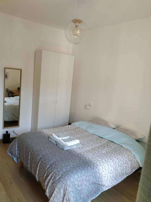 STUDIO CANNES A 5 MN A PIED DE LA GARE TOUT CONFORT AVEC BALCON 2 EME ETAGE 2 Rue Jean Goujon, 06400 Cannes