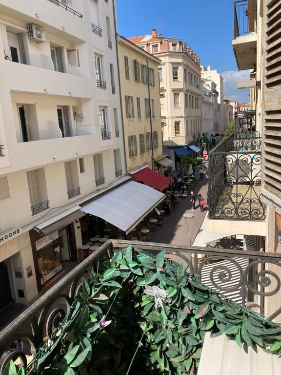 Appartement Studio Cannes Hoche 41 Rue Hoche 06400 Cannes