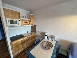 Studio Cap d'Agde, 1 pièce, 4 personnes - FR-1-702-39